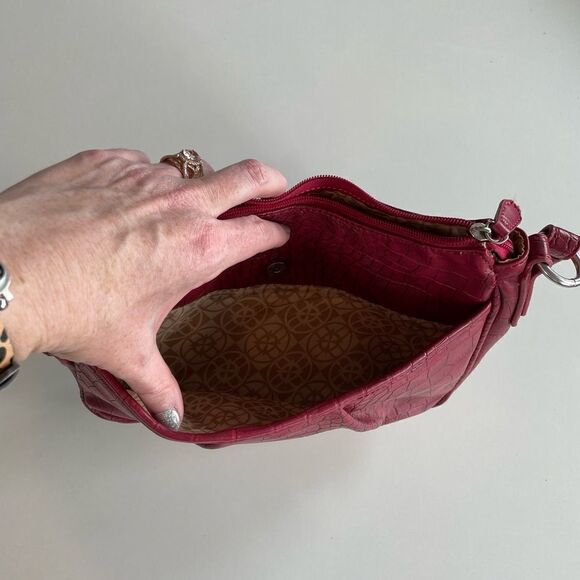 Pre-Owed Nicole by Nicole Miller Womens Red Alligator Print Hobo Purse - Picture 5 of 7